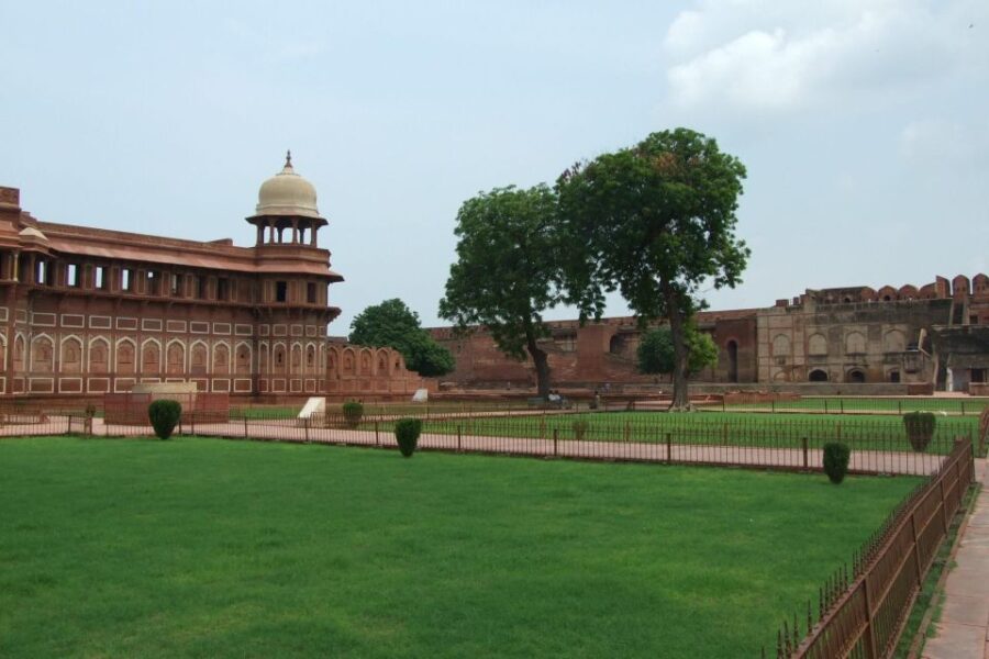 2 Days Agra Tour With Fatehpur Sikari - Tour Overview