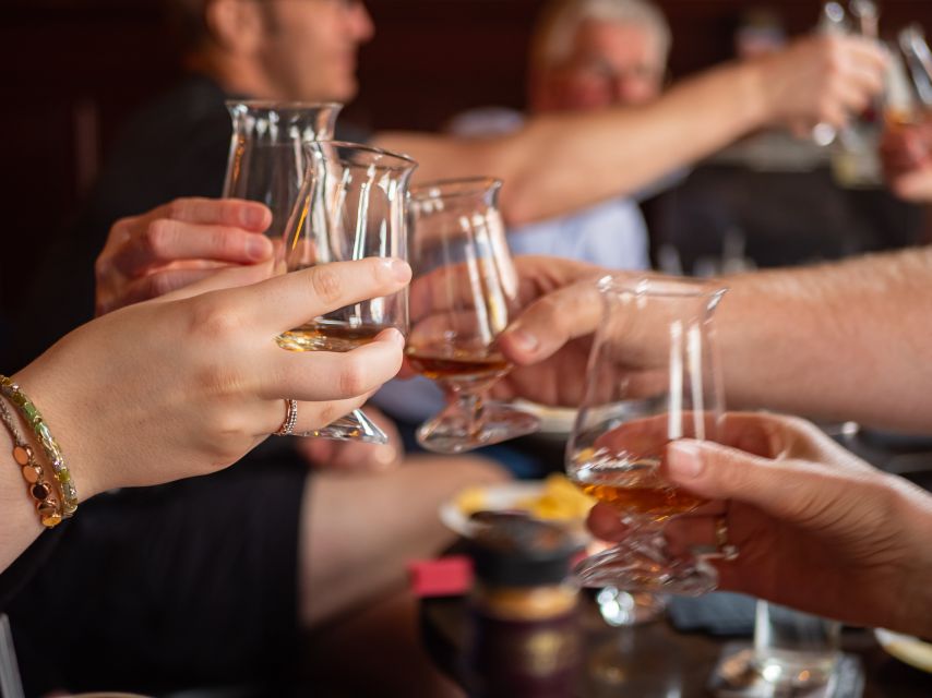2-Hour Deluxe Whiskey & Food Tasting