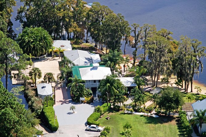2-hour Private Pontoon Boat Rental on Lake Bryan