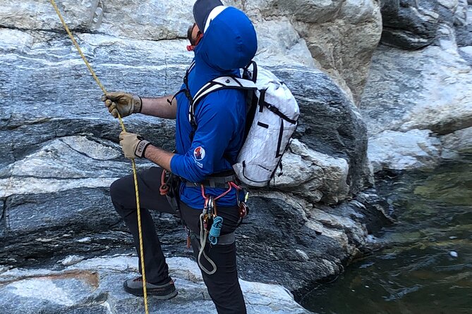2 Hours of Rappelling in Tucson With Snacks - Location and Operator
