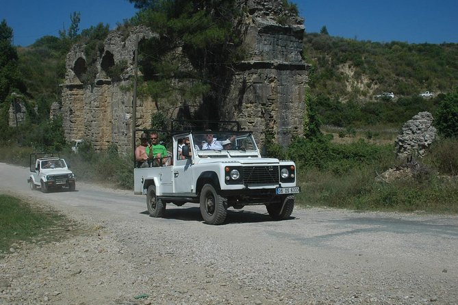 2 in 1: Jeep Safari + Boat Trip With Lunch