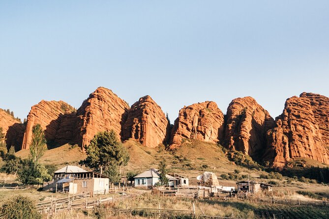 3-Day Tour Around Issyk Kul Lake With Yurt Stay and Eagle Hunting Show - Tour Overview and Highlights