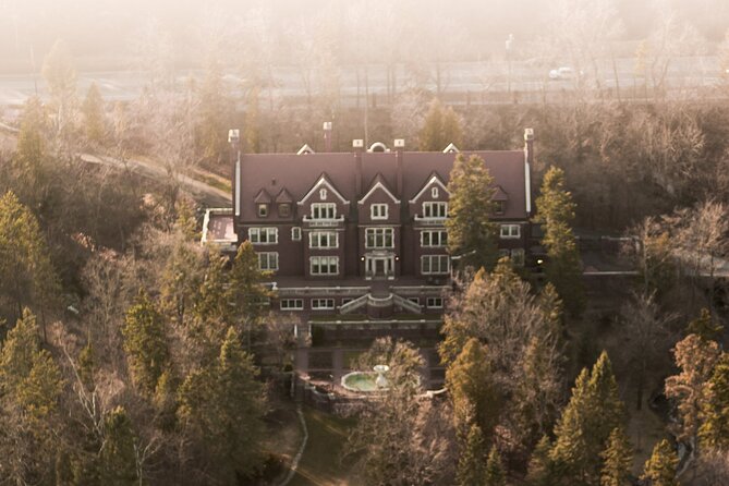 30-Mile North Shore Helicopter Tour