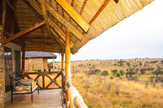 4 Days Lodges Serengeti, Ngorongoro Crater & Visiting Maasai