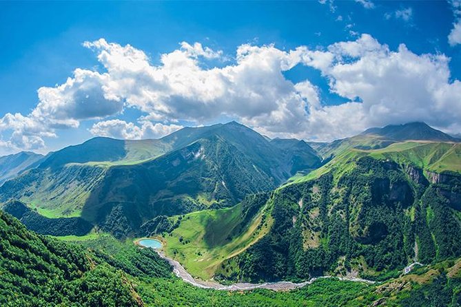 4 Group Tours Including Airport Transfers