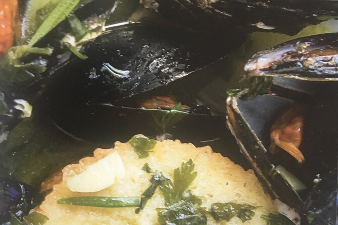 4-Hour Dalmatian Food and Wine Flavors Experience in Split Patio