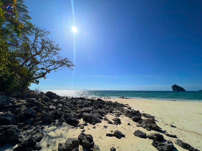 4 Island Sunrise Private Luxury Vintage Boat - Activity Overview
