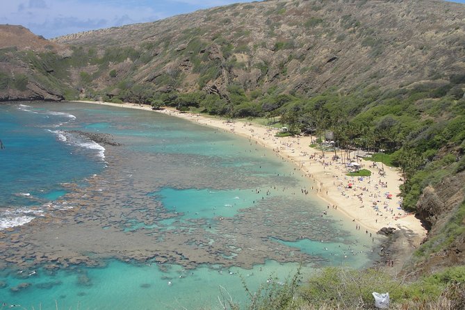 5-Hour Private Customized Luxury Convertible Tour of Oahus South Shore