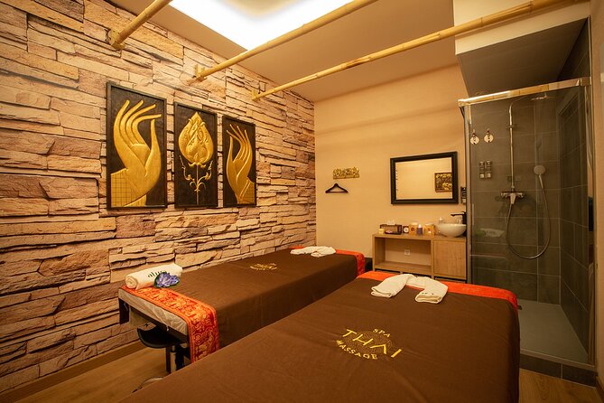 60 Min Couples MASSAGE to Choose and 30 Min Floral Bath THAI MASSAGE ALURA