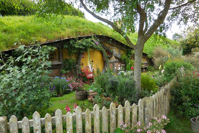 6hr Hobbiton Movie Set Tour - Departs Tauranga