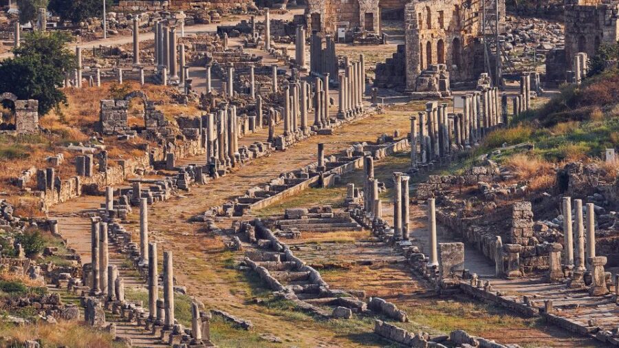 7 Days Mediterranean and Eagean Sea Tour With Expert Guide