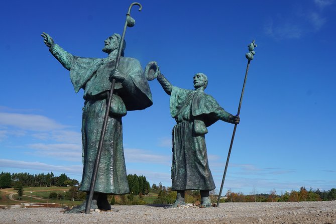 8-Day Camino Frances Pilgrimage Tour From Sarria to Santiago – 2nts Santiago