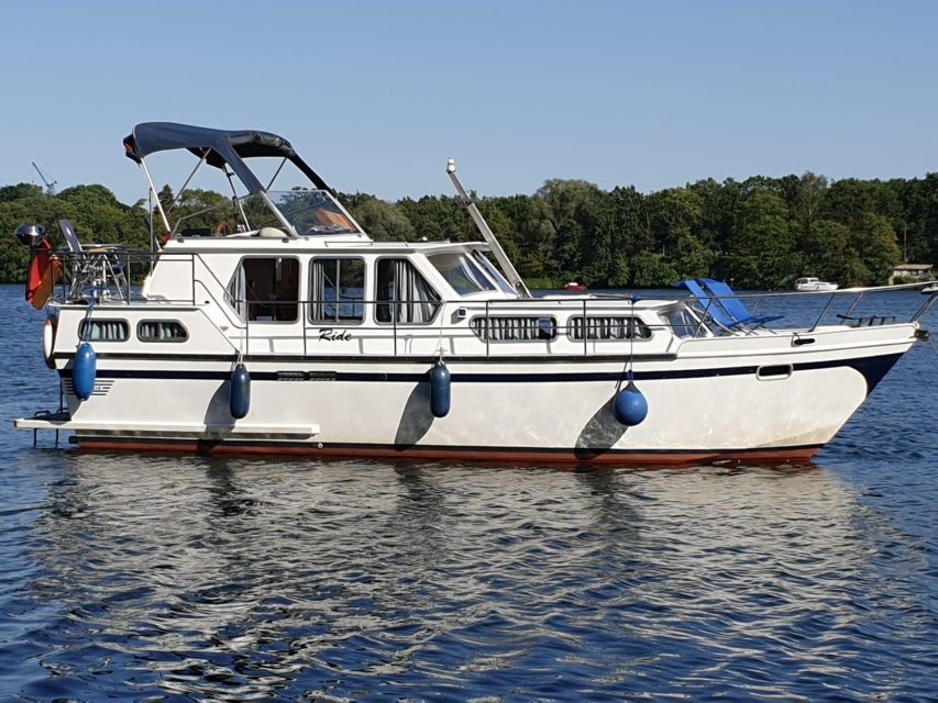 8h: Private Potsdam Islands Sightseeing Boat Cruise