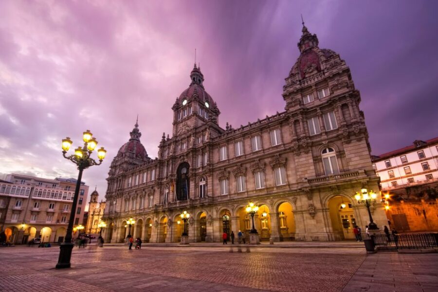 A Coruña: Essential Walking Tour of the Citys Landmarks - Tour Location and Duration