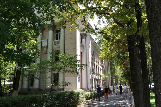 A Stunning Bishkek City Tour