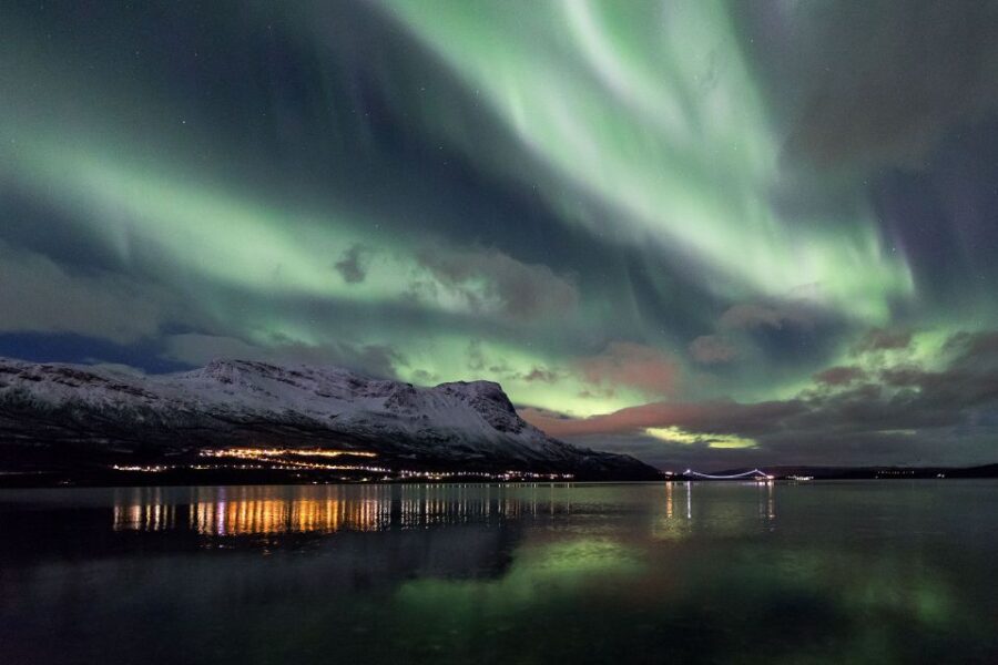 Abisko: Guided Aurora Chase With Hotel Transfers
