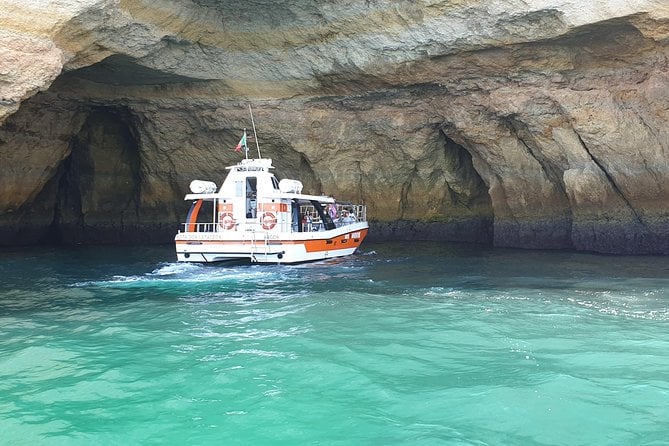 Adventure to the Benagil – Family Friendly Catamaran From Lagos