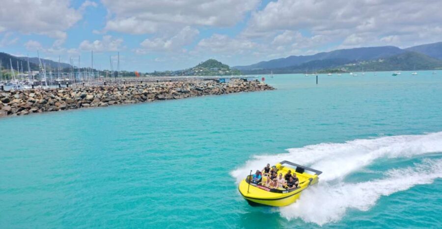 Airlie Beach: 30-Minute Jet Boat Ride