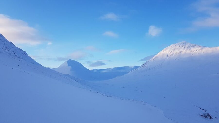 Akureyri: Hraundrangi Peak 10-Hour Private Climb