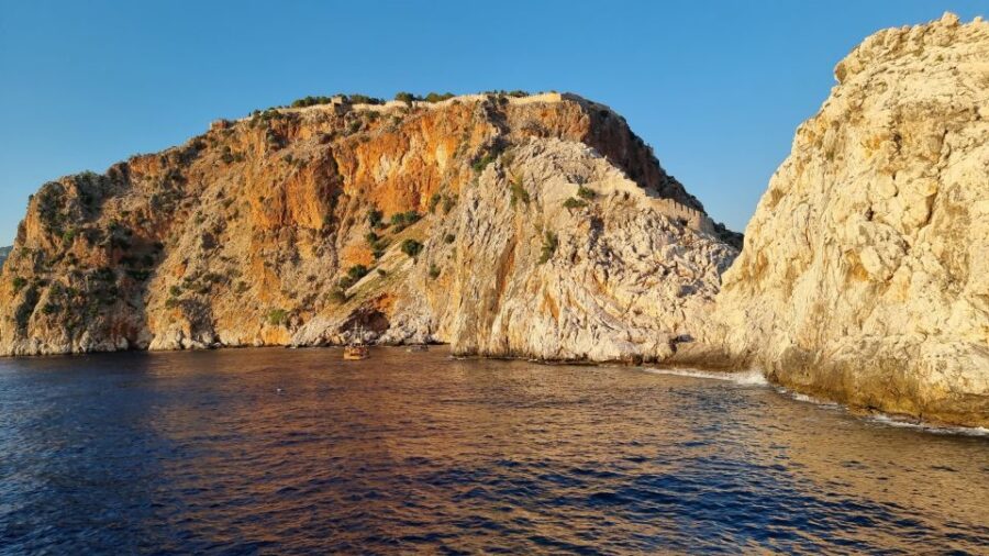 Alanya: Catamaran Boat Trip With Sunbathing and Swimming - Tour Overview