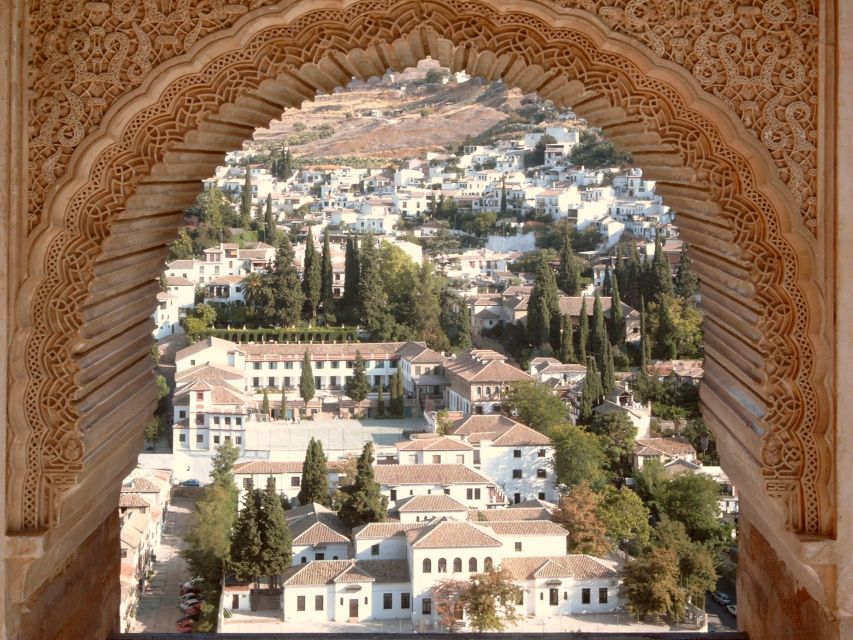 Albaicín & Sacromonte: Tour With Flamenco Show