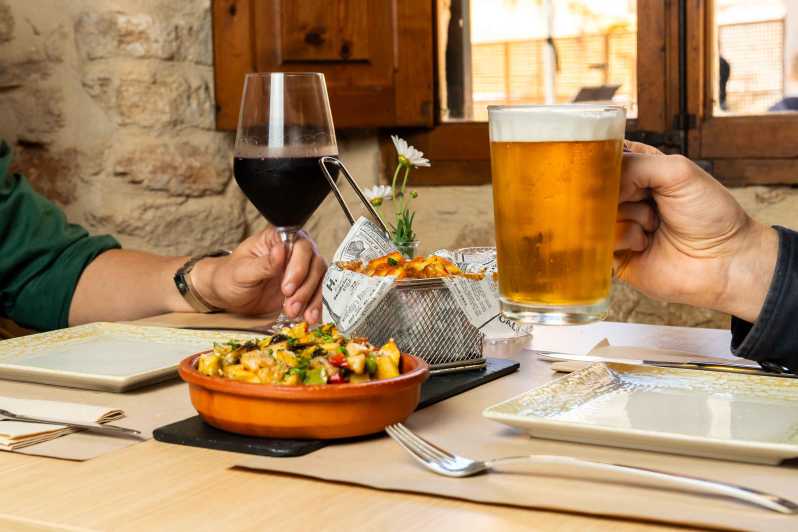 Alcudia: Gourmet Tapas and Wine Self-Guided Tour