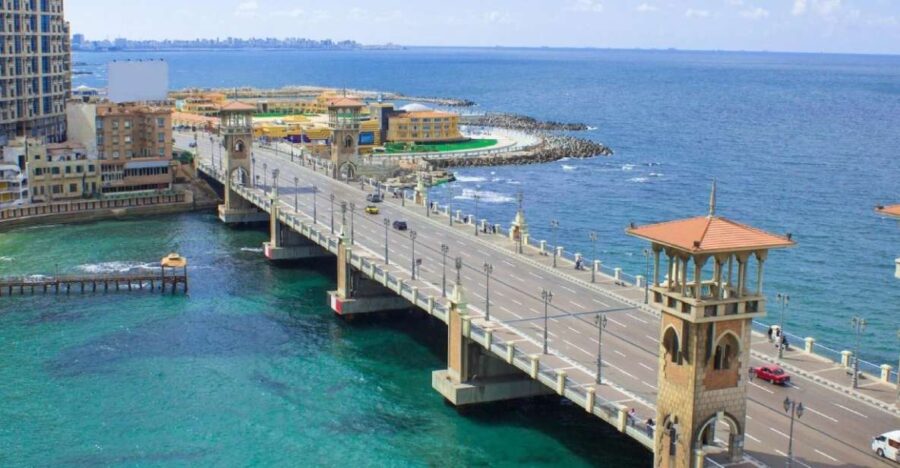 Alexandria: Guided Day Tour with Entry Tickets and Lunch
