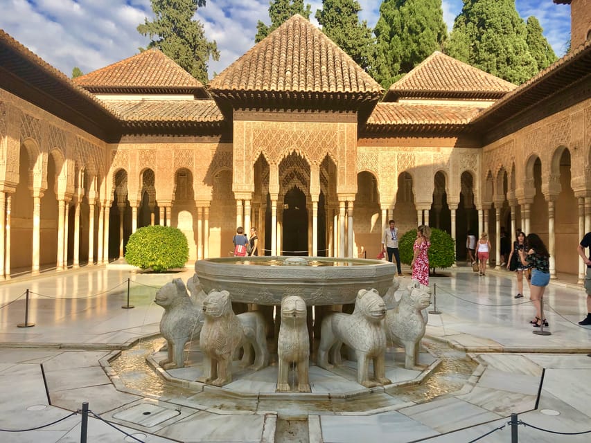 Alhambra: Guided Tour With Fast-Track Entry - Tour Overview and Pricing