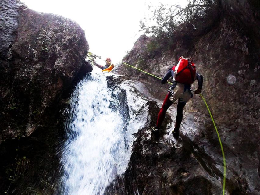 Alicante: Canyoning Adventure in Barranco De Cucales