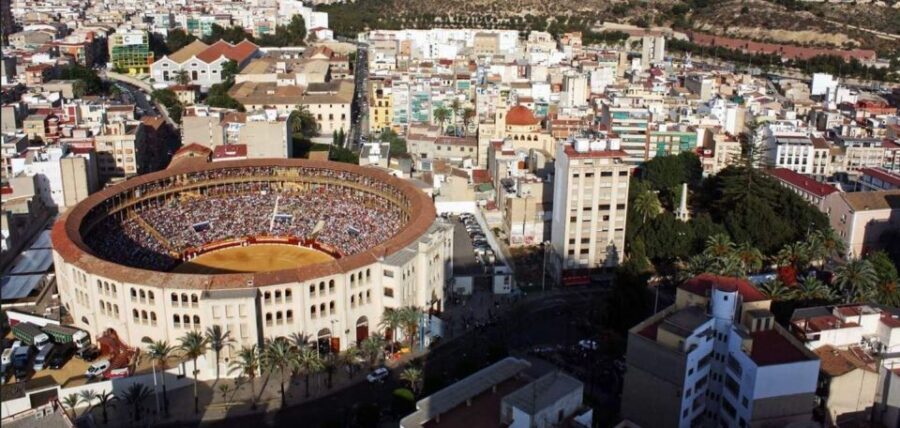 Alicante: Private Guided Visit to Alicante Bullring & Museum