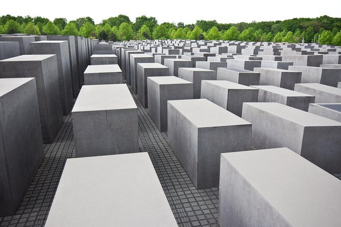 All-in-One Berlin Highlights on Foot: Private Walking Tour