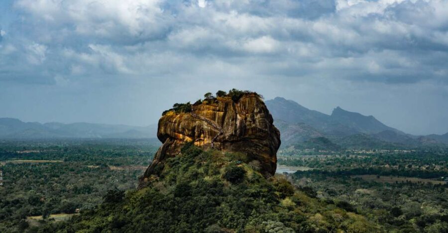 All Include Full-Day Sigiriya, Dambulla, Pidurangala Private