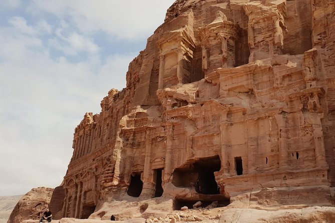 Amman and Aqaba Airport Lift to Petra and Wadi Rum
