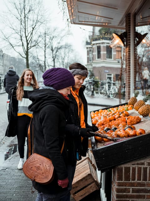 Amsterdam: Food Tour With Canal Cruise and Tastings