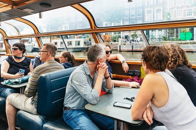 Amsterdam Highlights 1-Hour Canal Cruise With Audio Guide - Meeting Point and Location