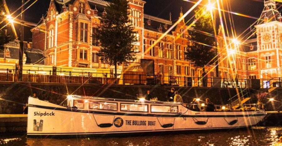 Amsterdam: The Bulldog Smoke-friendly Boat Cruise & 2 Drinks - Activity Overview