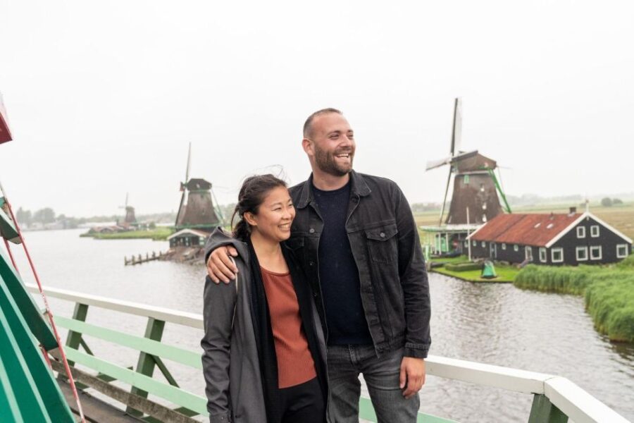 amsterdam-zaanse-schans-volendam-edam-live-guided-tour-power