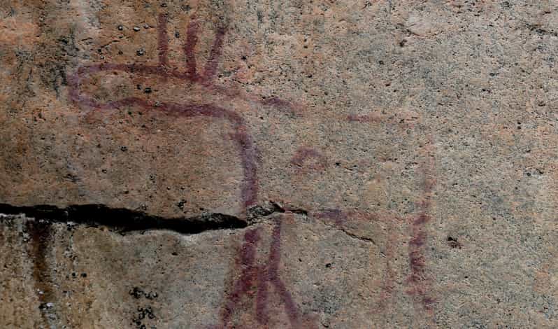 Ancient Rock Paintings: Quided Tour to Astuvansalmi