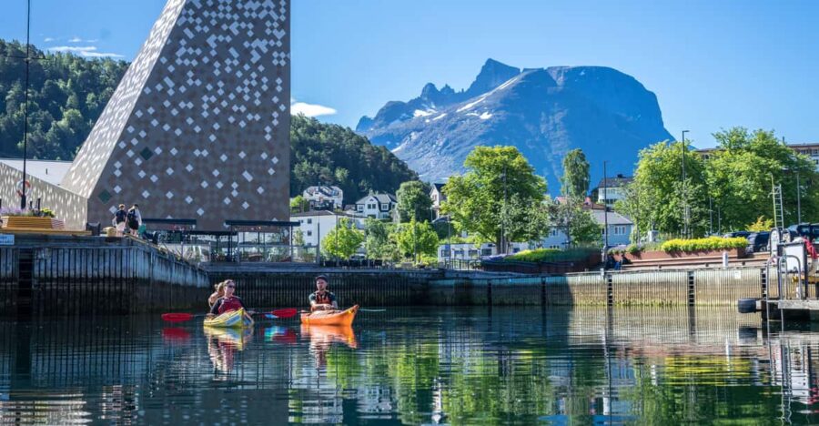 Åndalsnes: Kayaking in Majestic Romsdalsfjord