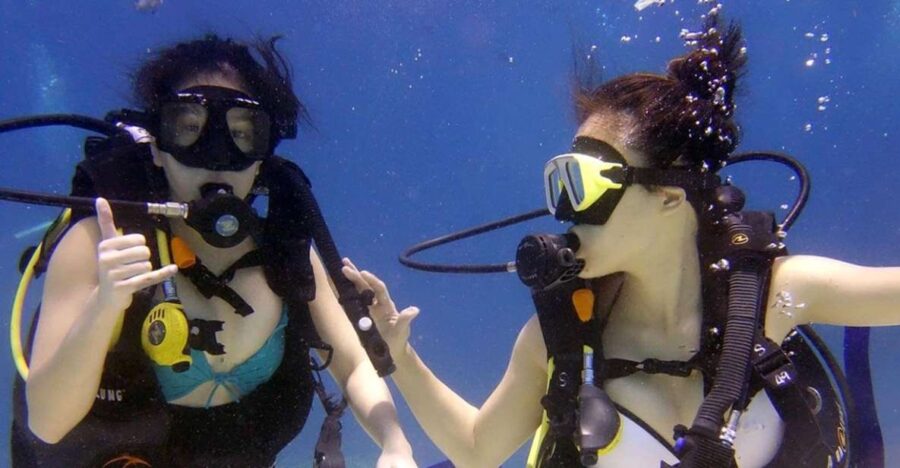 Antalya/Kemer: Scuba Diving With Pickup, Lunch, and 2 Dives