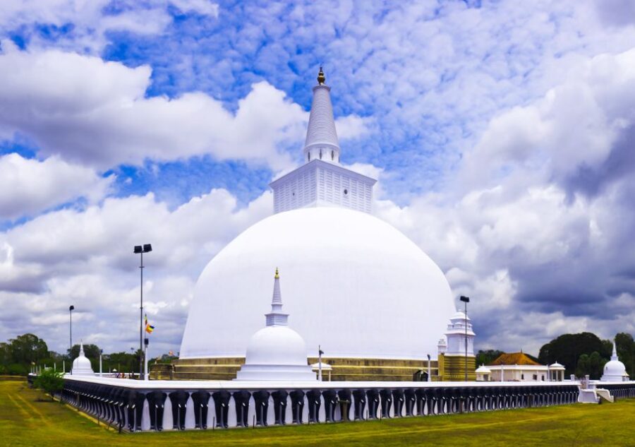 Anuradhapura: Archaeological Site Guided Tuk-Tuk Tour