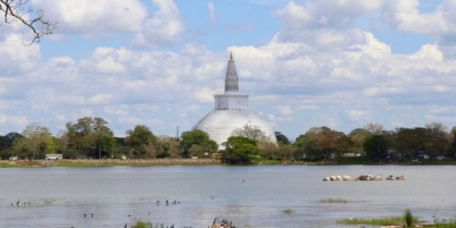 Anuradhapura Unveiled: Exclusive Private Day Tour