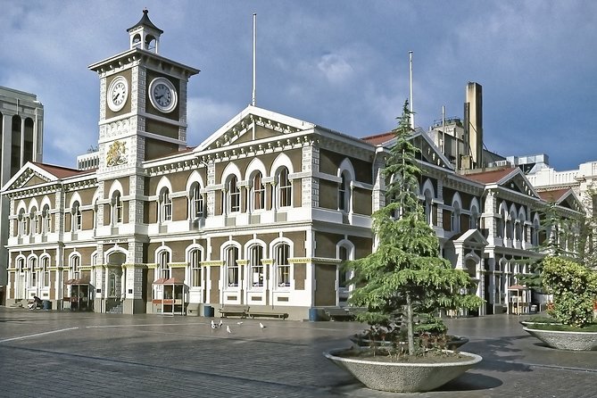 Arrival Private Transfer From Airport CHC to Christchurch in Luxury Van
