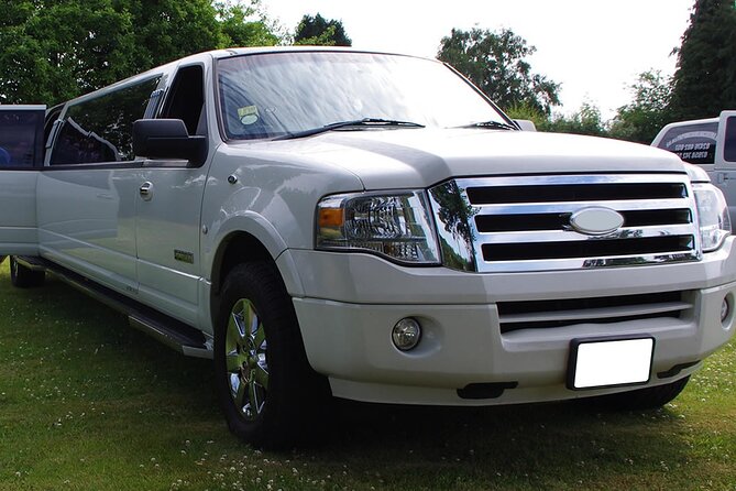 Arrival Transfer Montreal Airport YUL to Montreal by Limos or Bus
