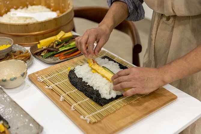 Artist Pottery and Cooking Class in the Old Streets of Mt. Hiei