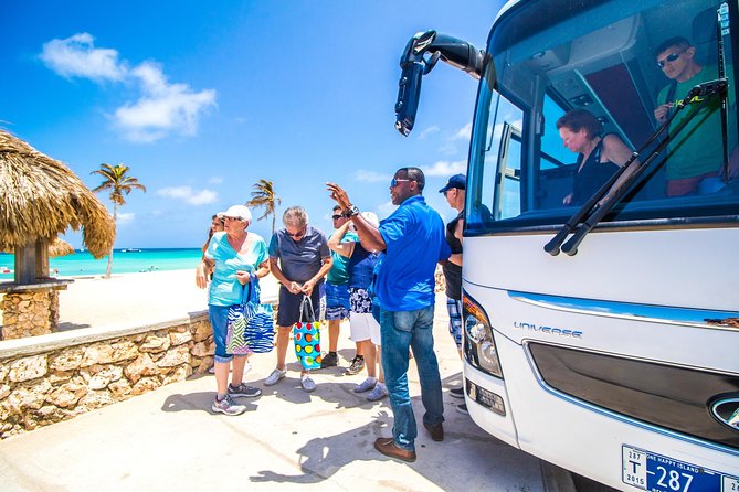 Aruba Island Sightseeing Tour Plus Arashi Beach Visit