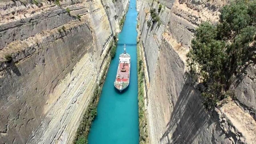Athens: Private Day Tour to Corinth