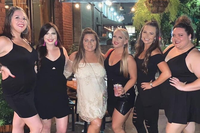 ATLANTA Yes, Queen! Drag Queen Pub Crawl - Unleashing Your Inner Diva