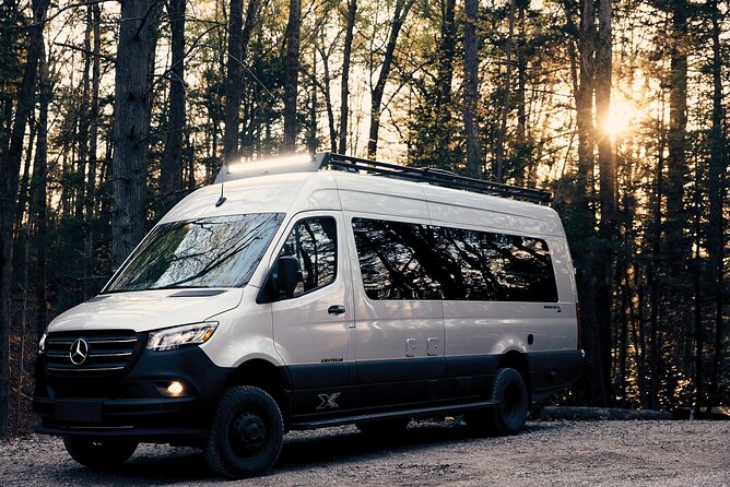 Auckland Airport Private Transfers in a Luxury Minibus - Luxury Minibus Amenities