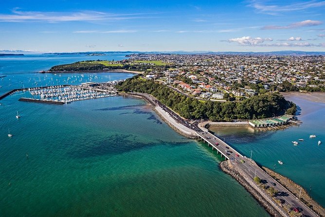 Auckland Coastal Experience - Small Group City & Beach Tour Incl. Wine Tasting - Tour Overview